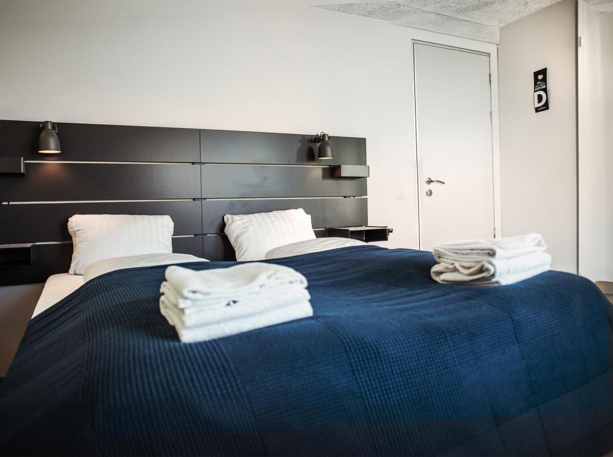 Hotel Djurhuus Torshavn Phòng bức ảnh